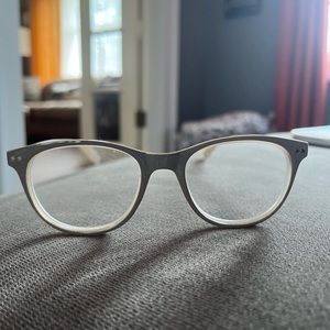 PEEPERS readers. NWOT. +2.75 magnification. Gray and tan.